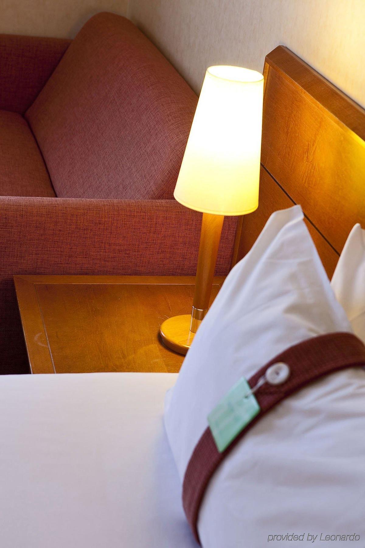 Gent Expo By Ihg Hotel